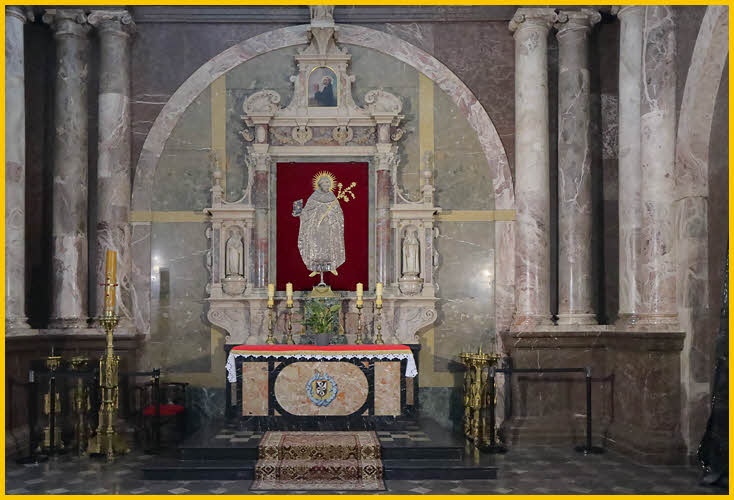 Basilica of the Holy Trinity Altar